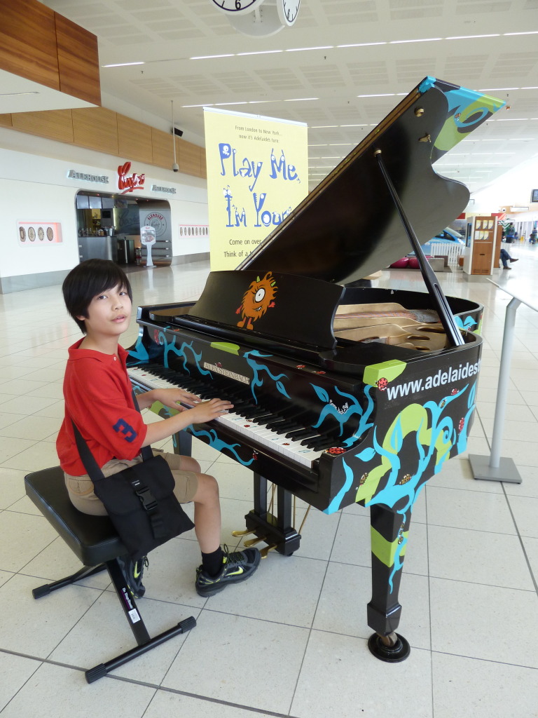 Piano at the mall